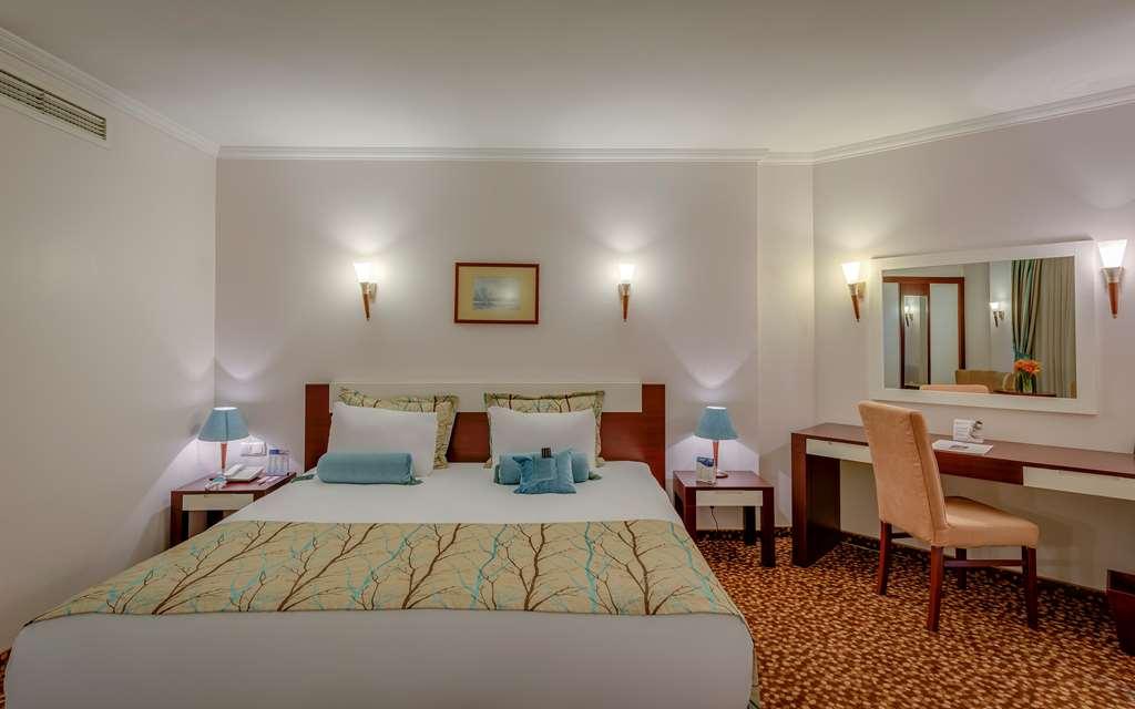 Best Western Plus Khan Hotel Antalya Room photo